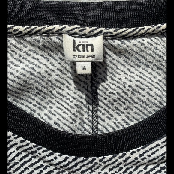 Kin John Lewis monochrome top size 16 - Picture 3 of 6